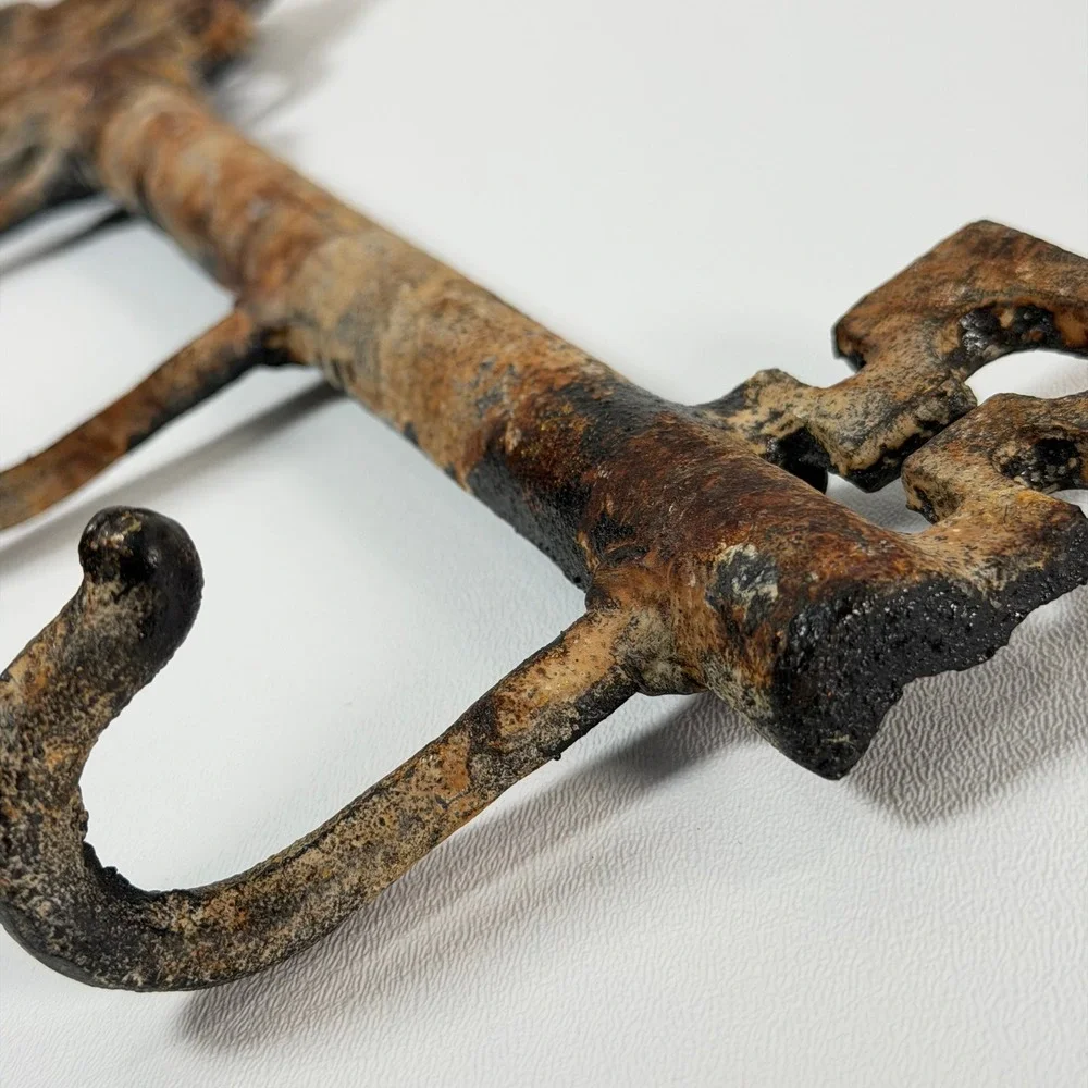 Vintage Skeleton Key Wall Hook Rack Brown Rustic Cast Iron Famrhouse Cottage